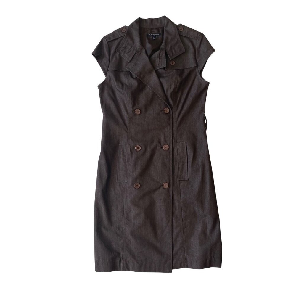 Sophisticated Sharagano shirt dress in women’s size 10. Desig Size 10 Cap Sleeve